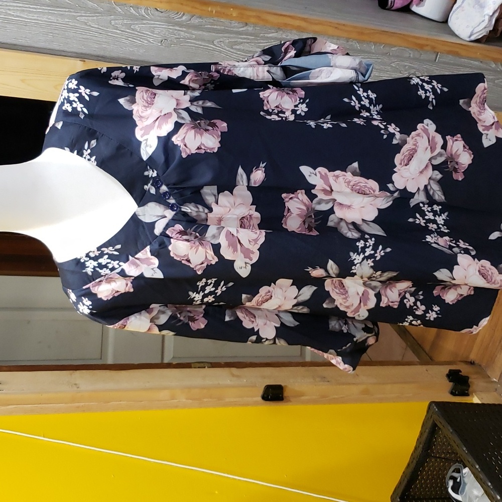 MIUSEY Women's Floral Blouse Size 2XL